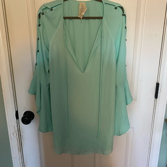 Free People Dresses & Skirts - Free People Green Bell Sleeve Dress Relaxed Ruffled